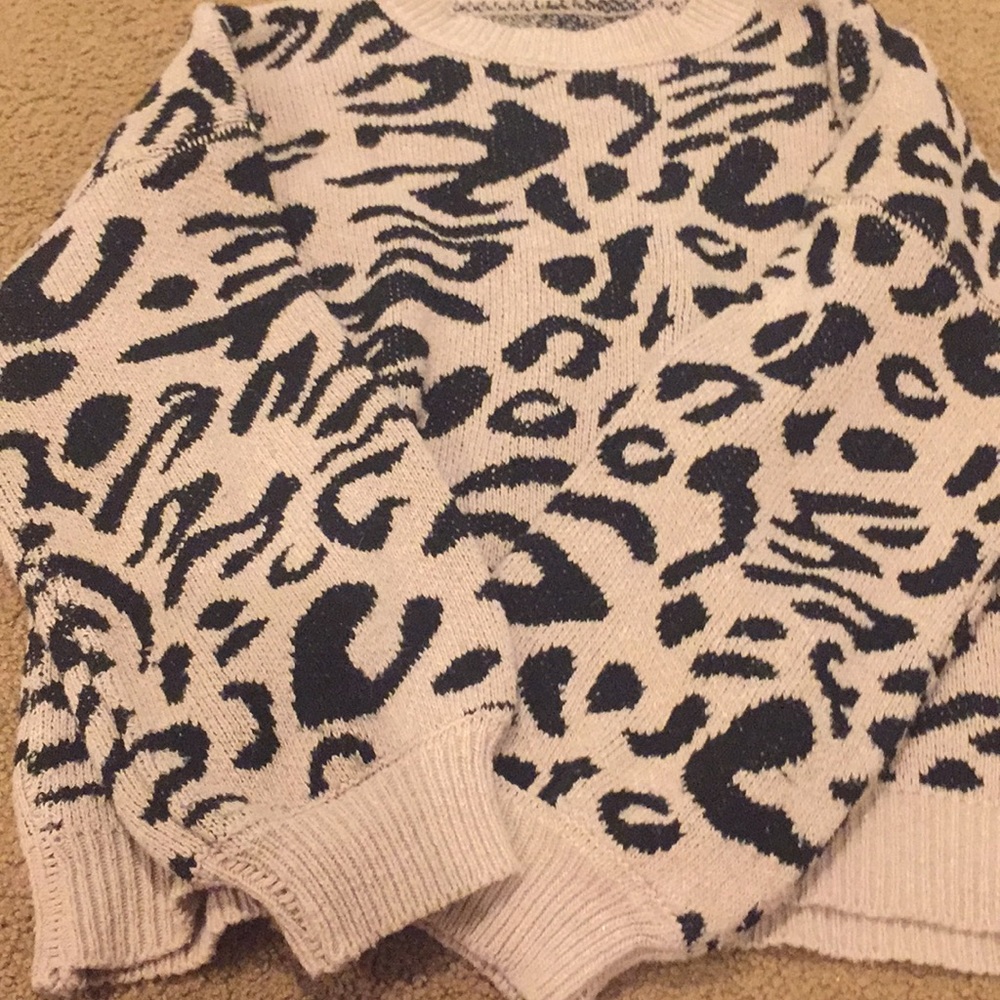 Sweater - Picture 2 of 3